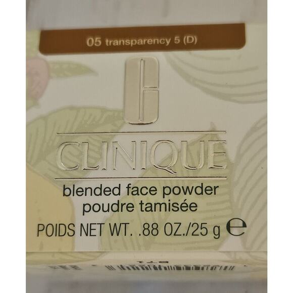 Clinique blended face powder 05 transparency 5 (D) NIB - Picture 1 of 4